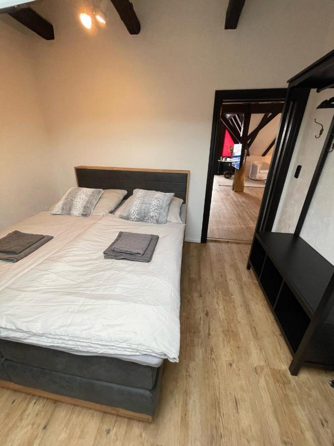 Ferienwohnung Brueckenkopf Og Hamelin Bagian luar foto